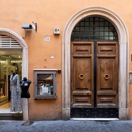 Croce Apartments