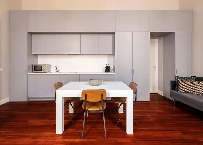 Croce Apart Otel Roma