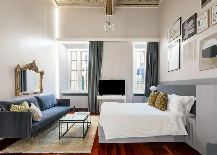 Croce Aparthotel Roma